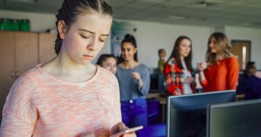 いじめられてるなら逃げていい、逃げ方と頼れる人間の見分け方